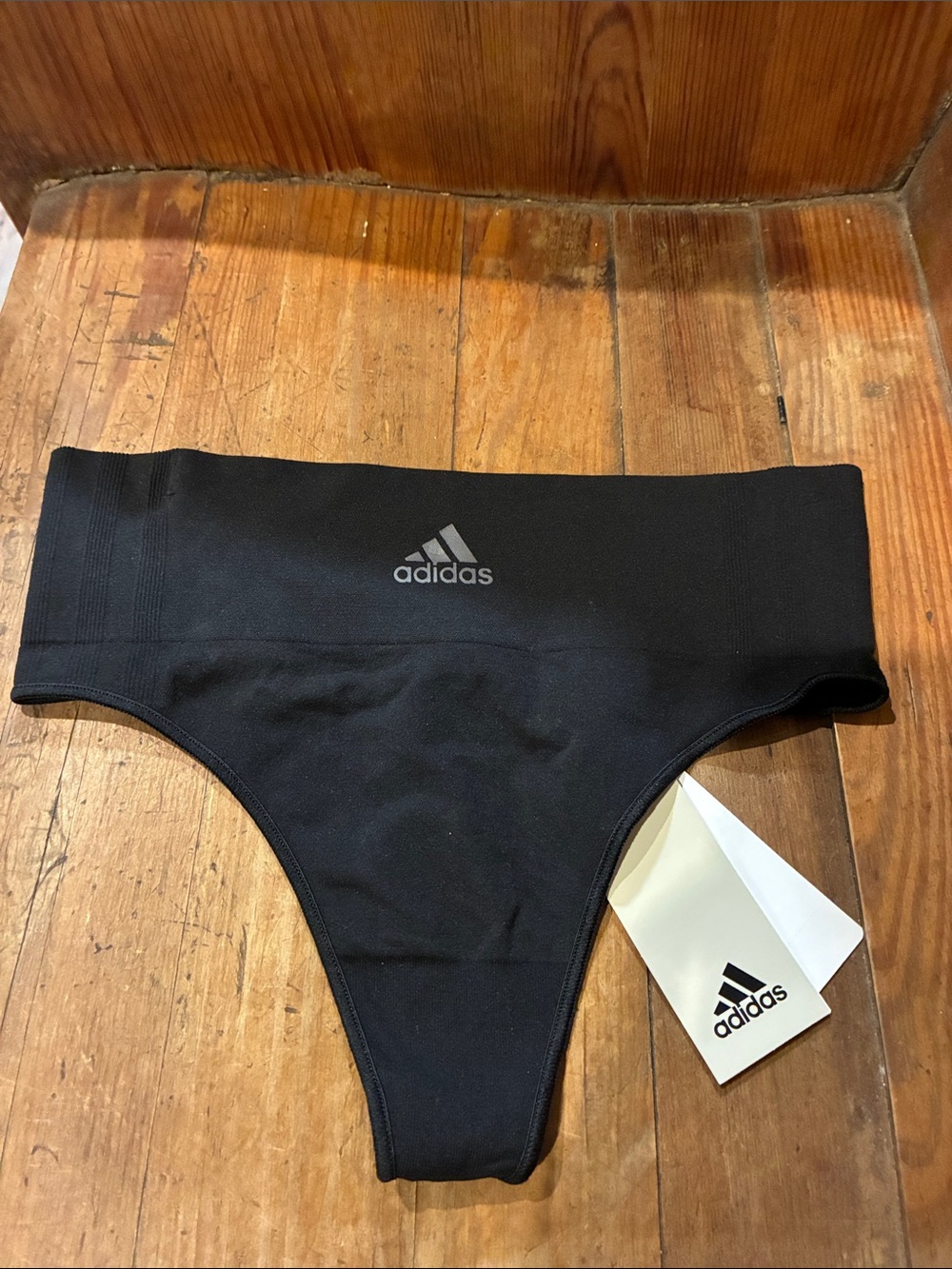 Adidas Thong NWT Sz Small